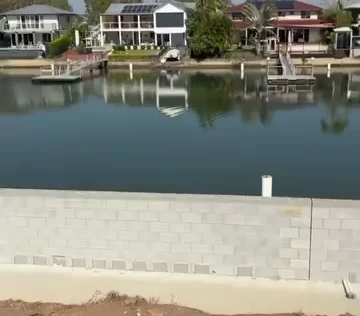 Retaining wall beside the water